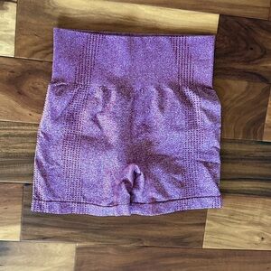 High Waisted Seamless Workout Contour Shorts size Large